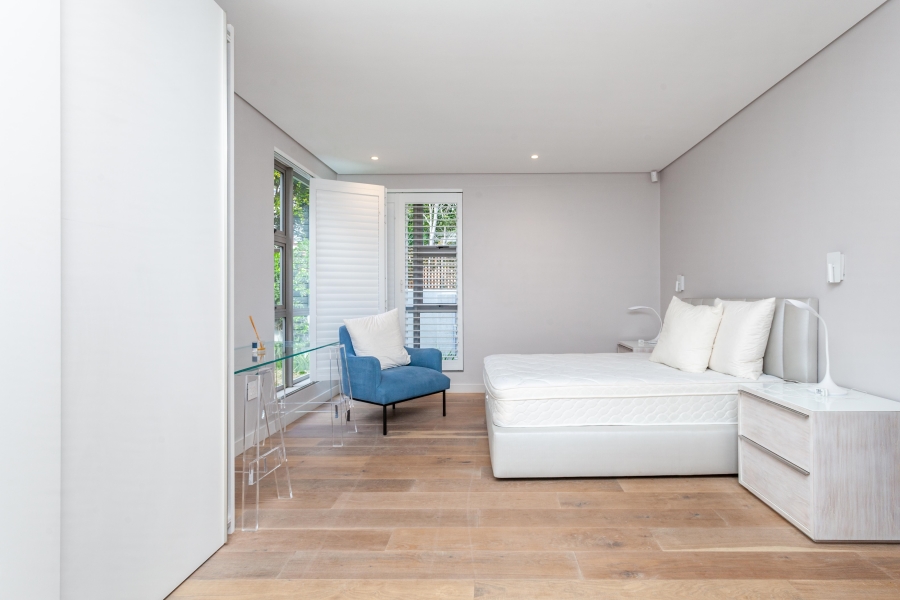 To Let 4 Bedroom Property for Rent in Camps Bay Western Cape